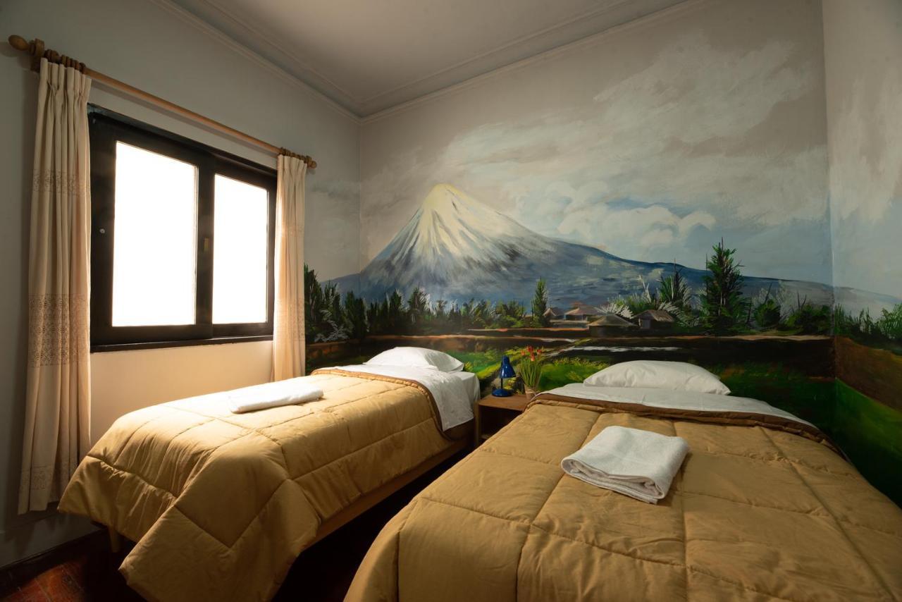 Qx Miraflores Hostel Lima Exterior photo
